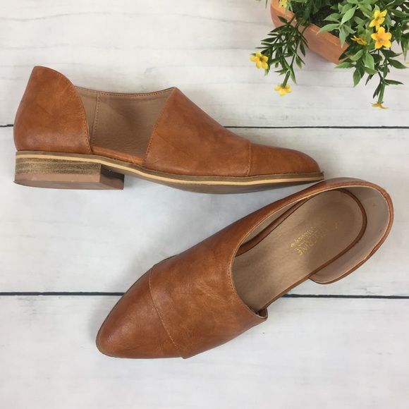 Catherine Malandrino Shoes - Catherine Malandrino Swan d’Orsay Flat in Cognac